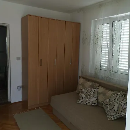 Ferienhaus Schmidt פודגוריצה